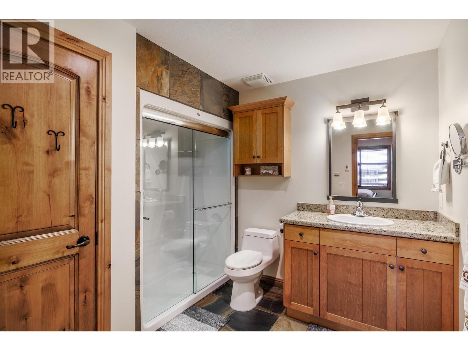 7700 Porcupine Road Unit# 4-602, Big White, BC - Indoor Photo Showing Bathroom