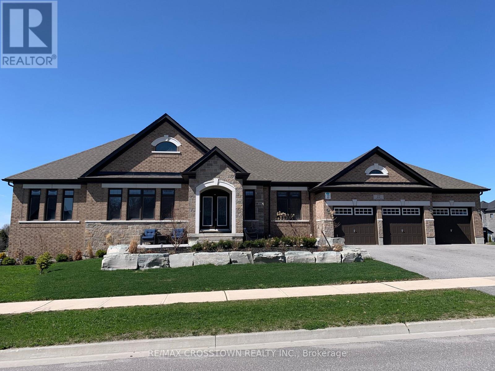 22 Stewart Crescent, Essa, ON - Outdoor With Facade