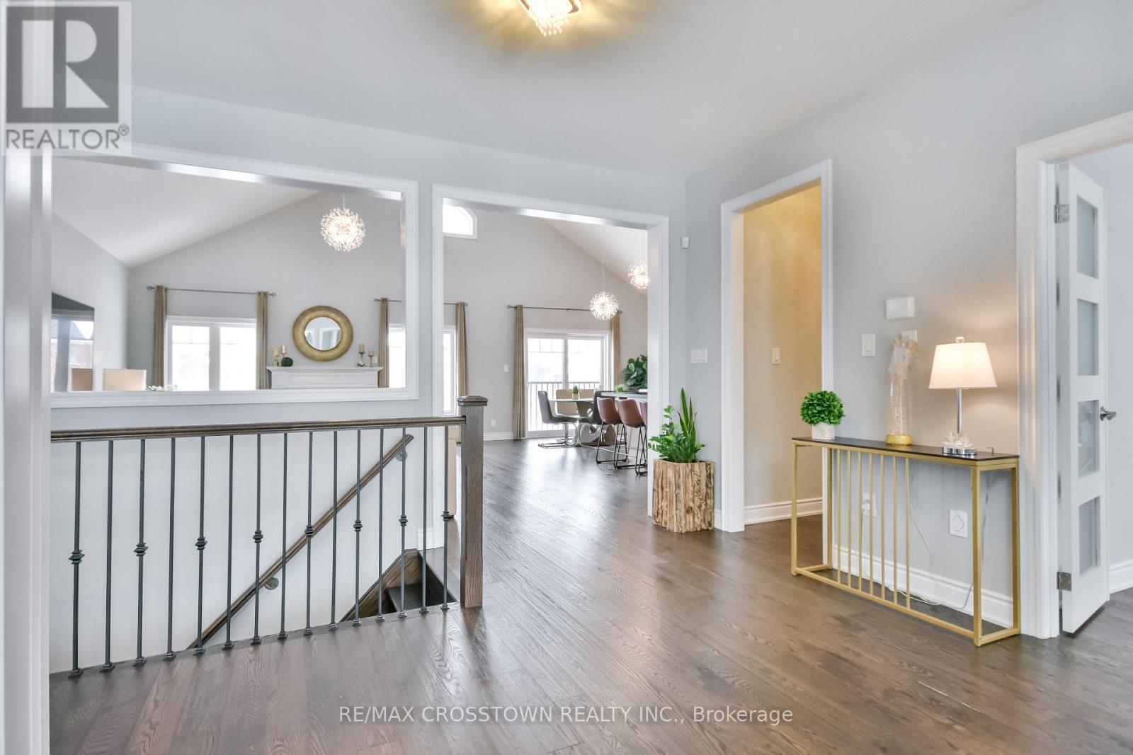 22 Stewart Crescent, Essa, ON - Indoor Photo Showing Other Room