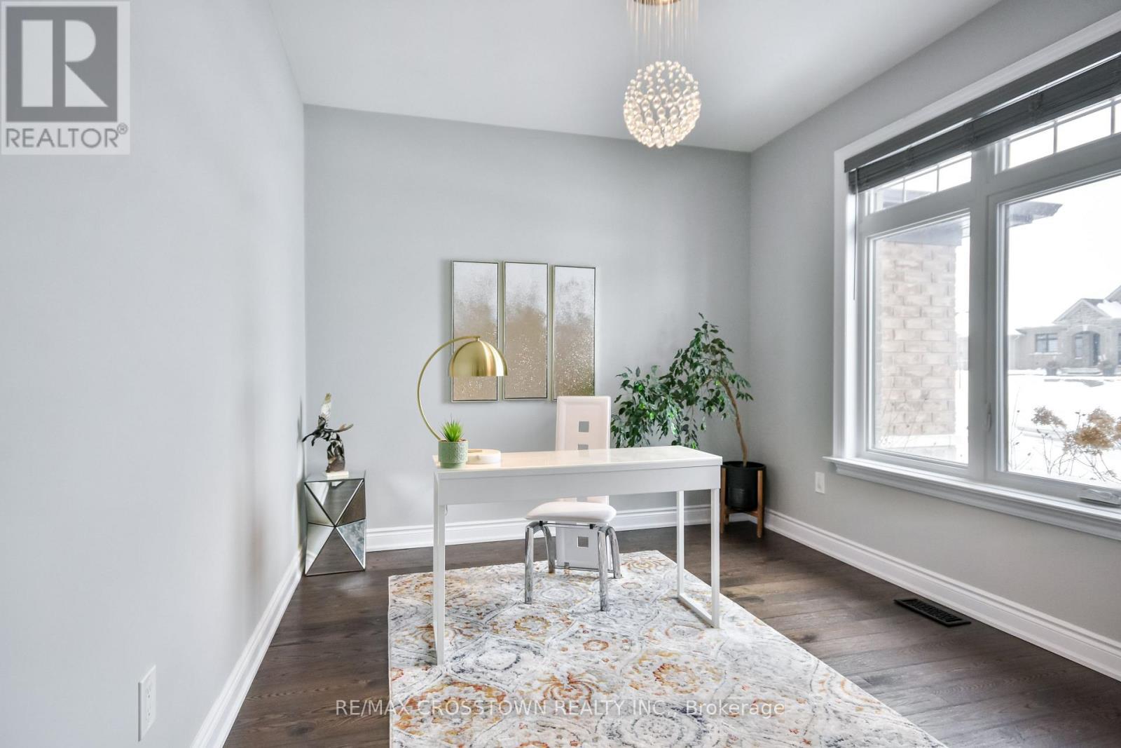 22 Stewart Crescent, Essa, ON - Indoor Photo Showing Other Room