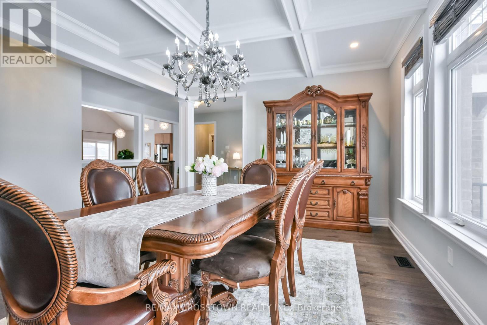 22 Stewart Crescent, Essa, ON - Indoor Photo Showing Dining Room