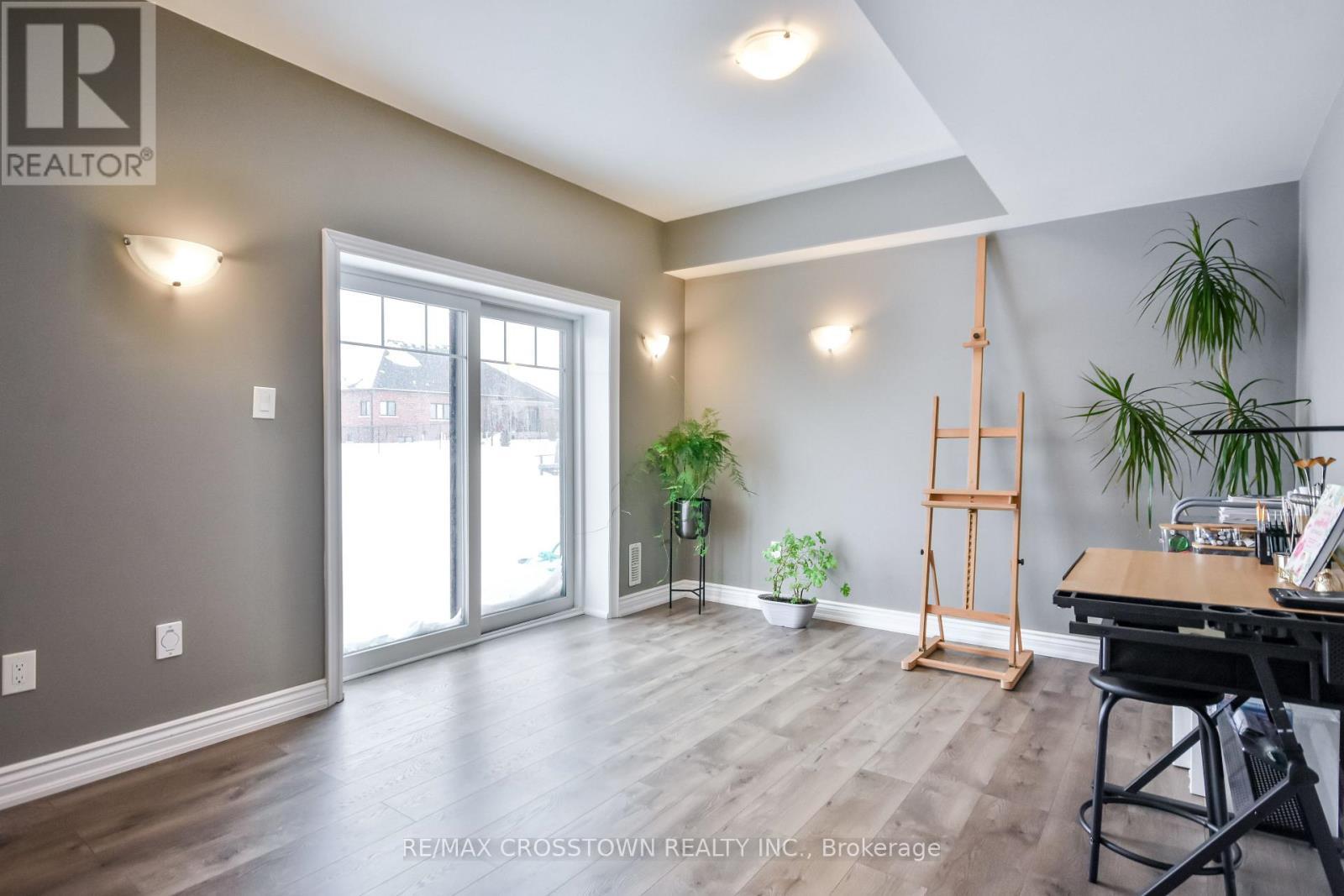 22 Stewart Crescent, Essa, ON - Indoor