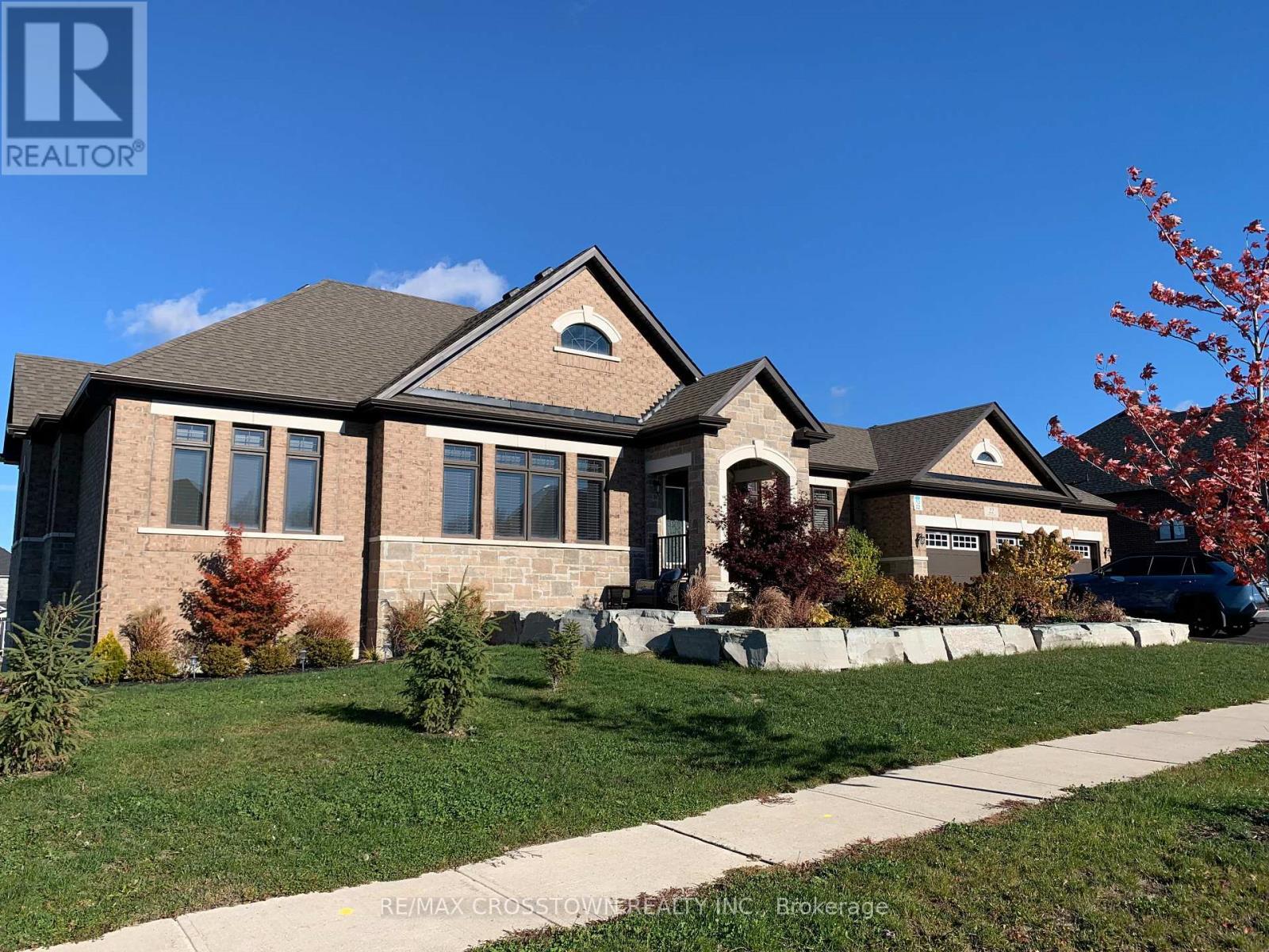 22 Stewart Crescent, Essa, ON - Outdoor With Facade