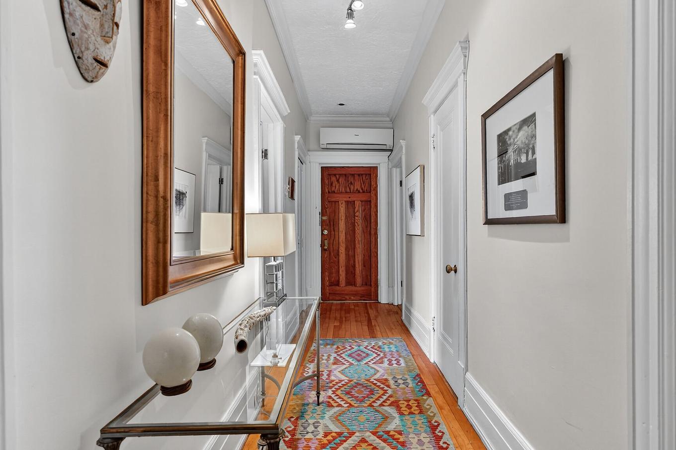 Hall d'entrée/Vestibule - 8-1465 Av. Bernard, Montréal (Outremont), QC - Indoor Photo Showing Other Room