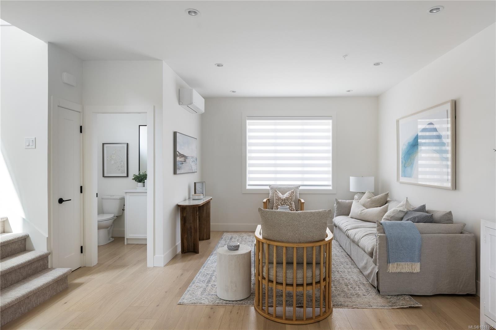 4-10145 Fifth St, Sidney, BC