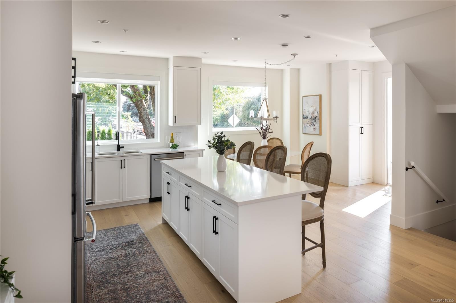 4-10145 Fifth St, Sidney, BC