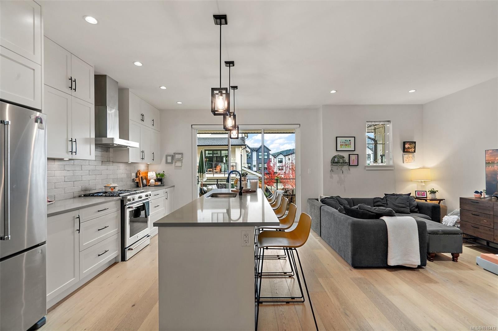 112-2990 Burlington Cres, Langford, BC