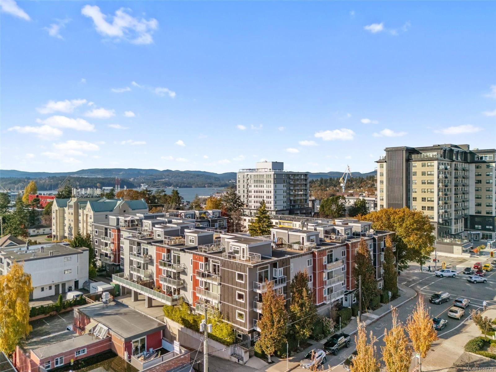 410-1315 Esquimalt Rd, Esquimalt, BC - Outdoor With View