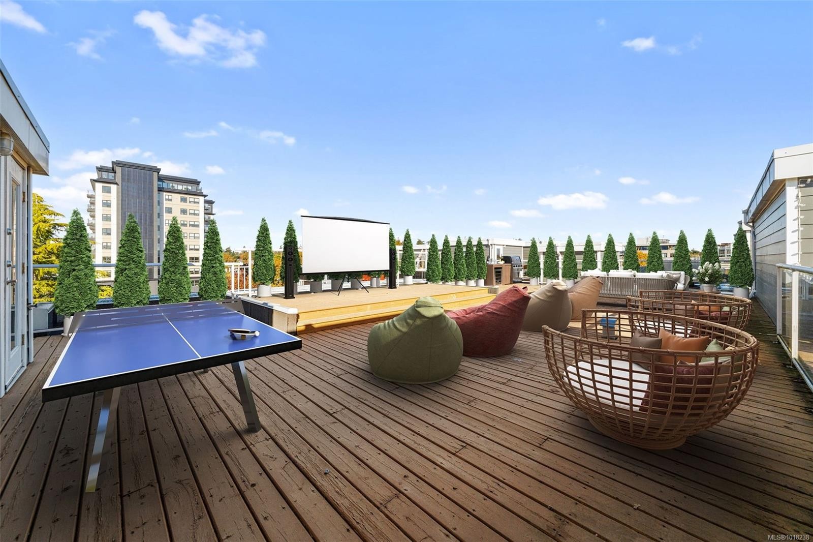 410-1315 Esquimalt Rd, Esquimalt, BC - Outdoor With Deck Patio Veranda With Exterior