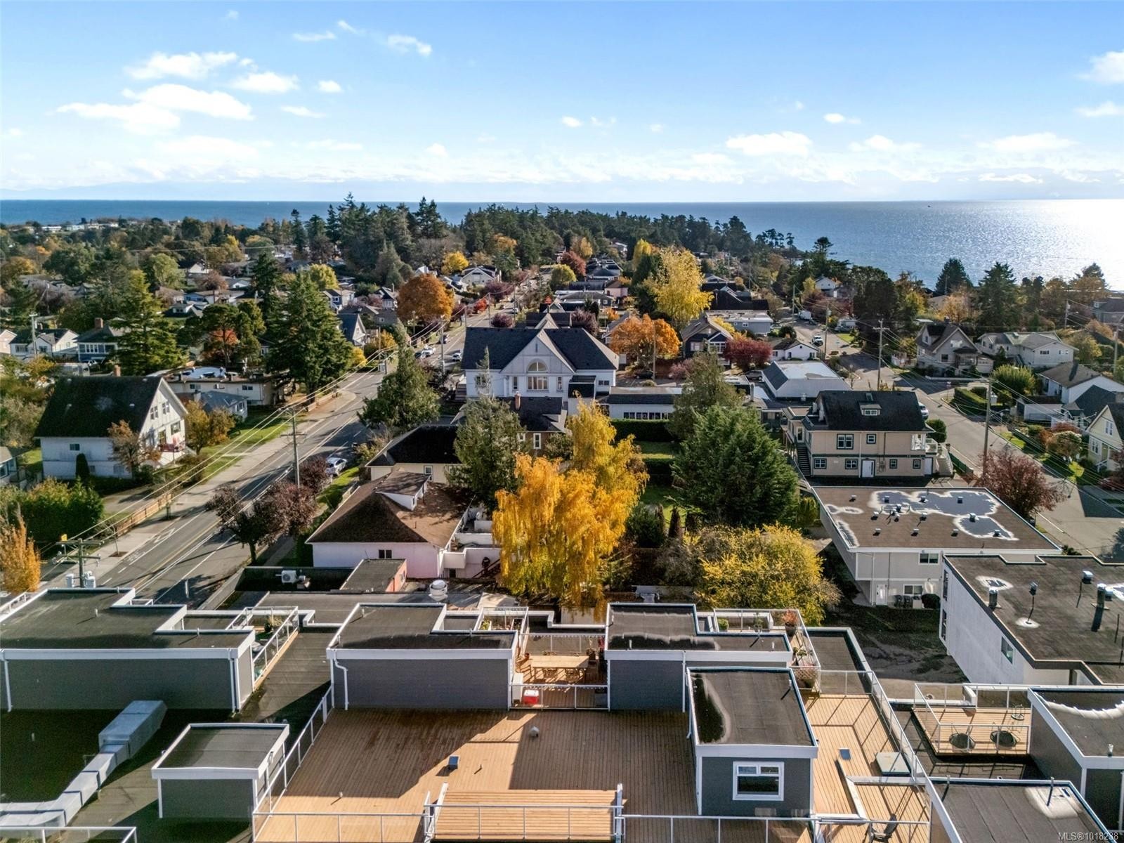 410-1315 Esquimalt Rd, Esquimalt, BC - Outdoor With Body Of Water With View
