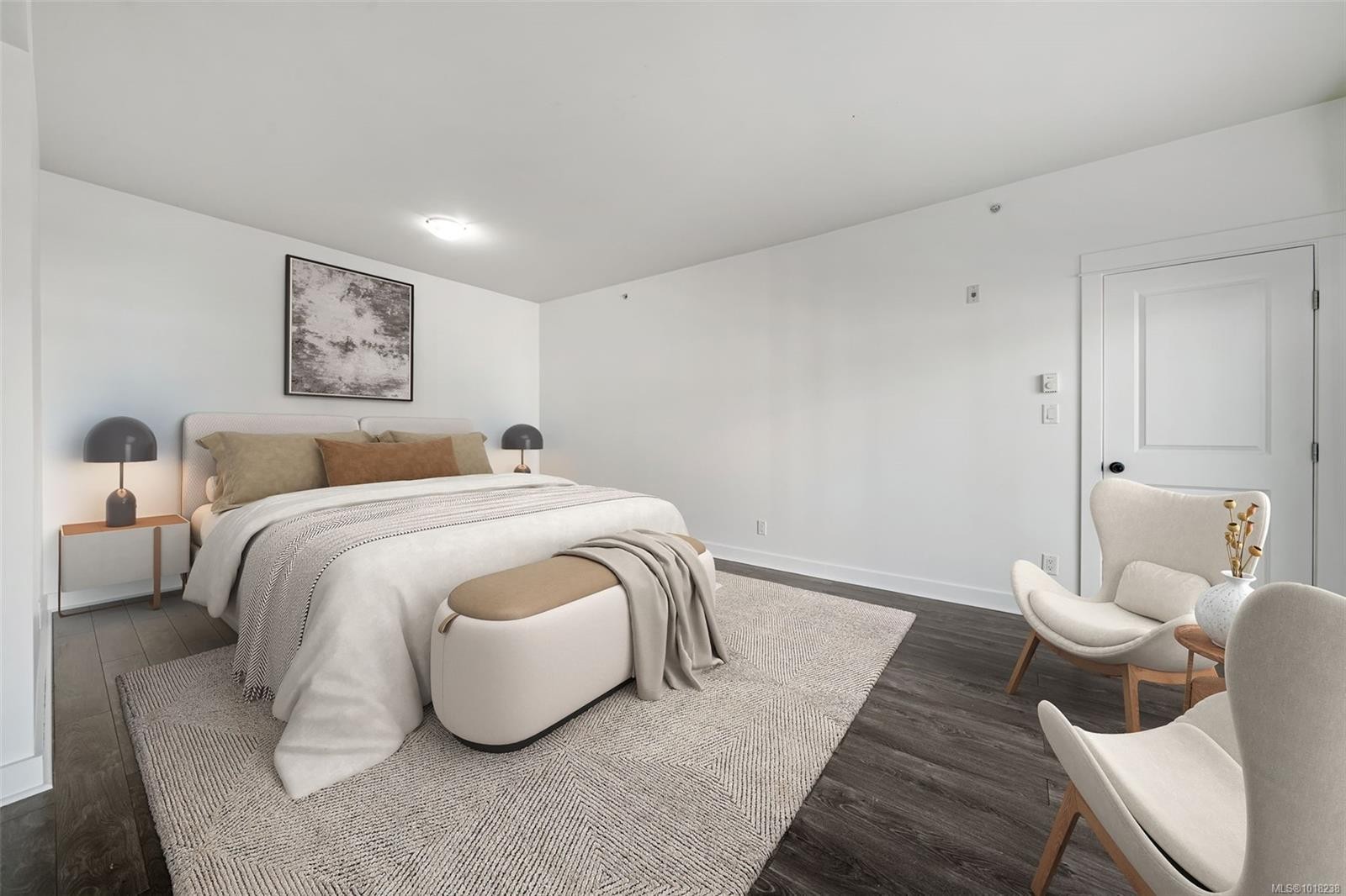 410-1315 Esquimalt Rd, Esquimalt, BC - Indoor Photo Showing Bedroom