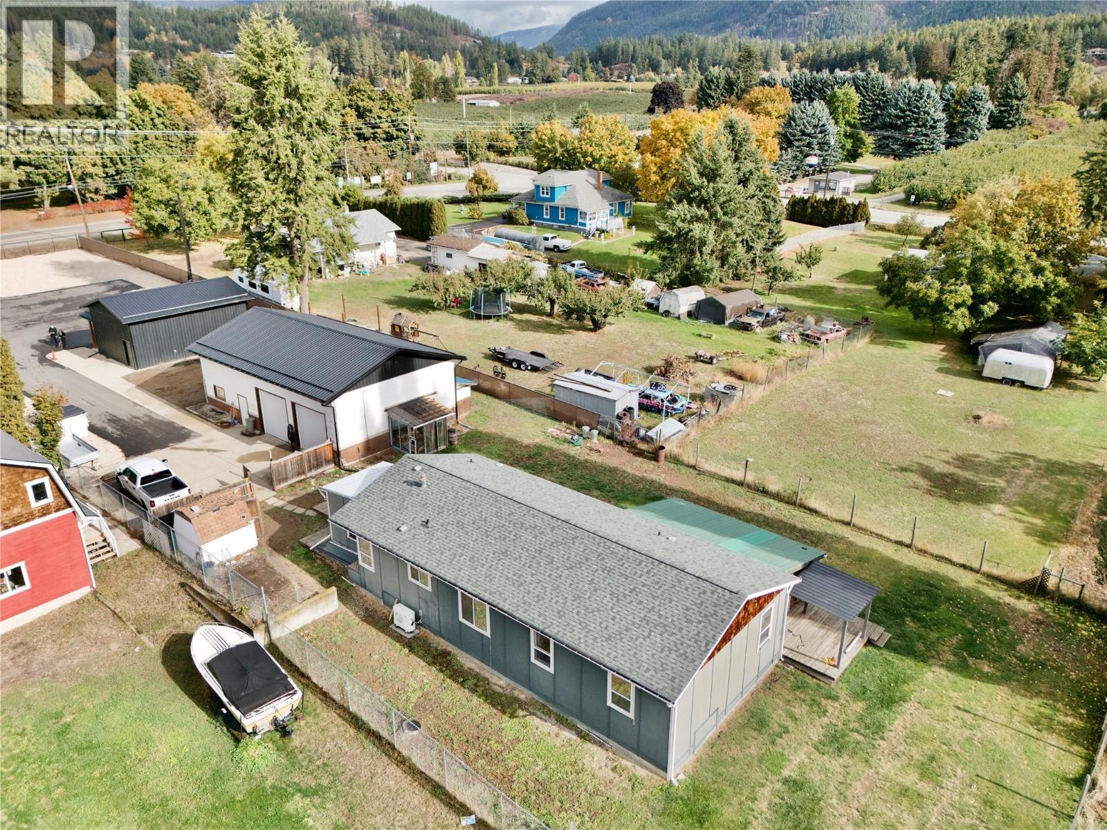 3211 Highway 3, Erickson, BC