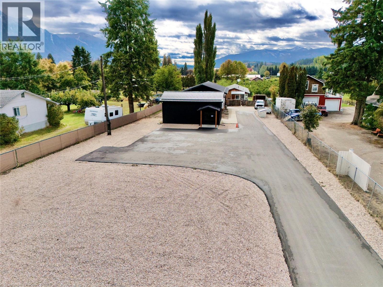 3211 Highway 3, Erickson, BC