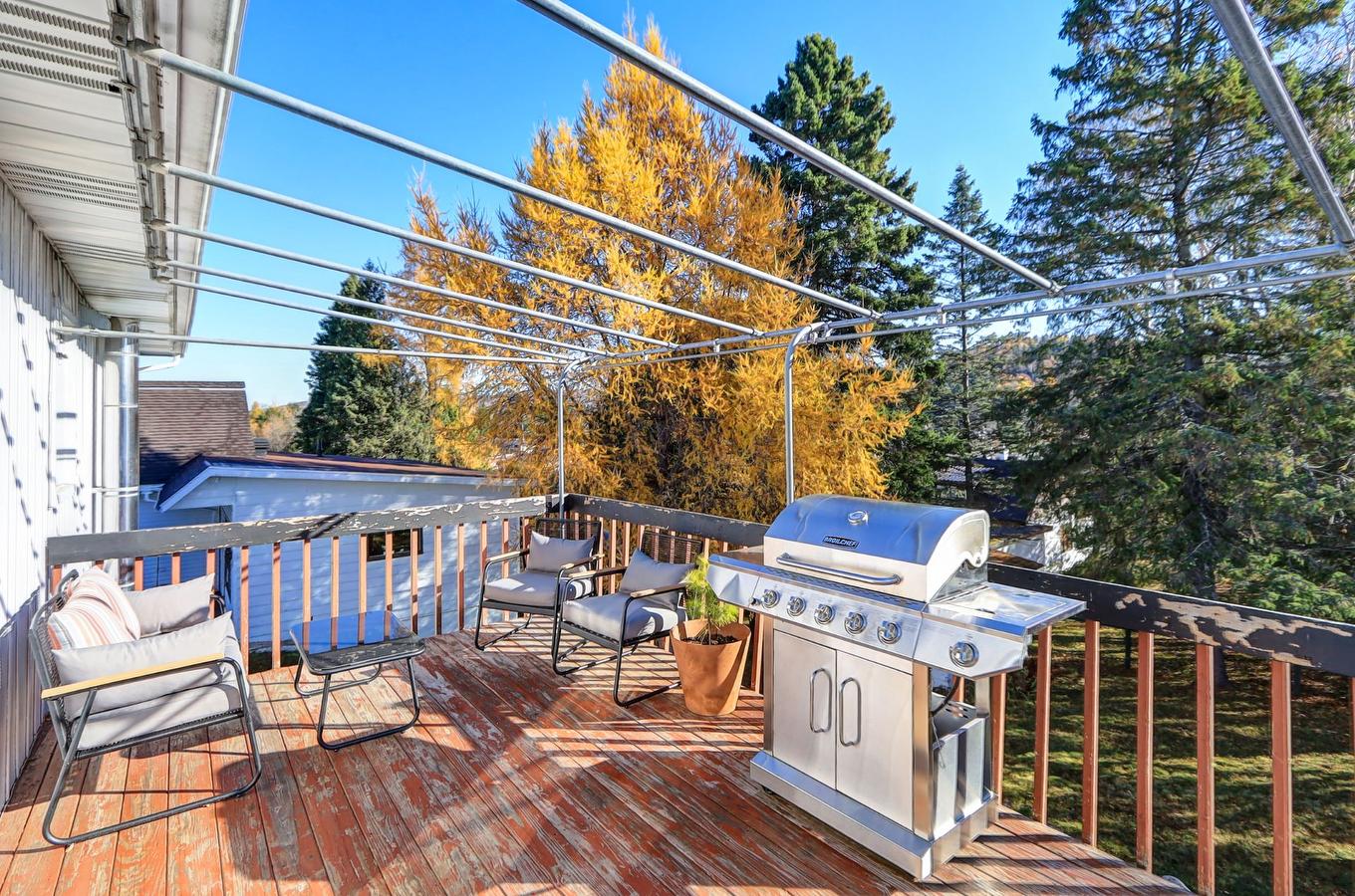 Balcony - 116 Rue Thibodeau, Sainte-Agathe-Des-Monts, QC - Outdoor With Exterior