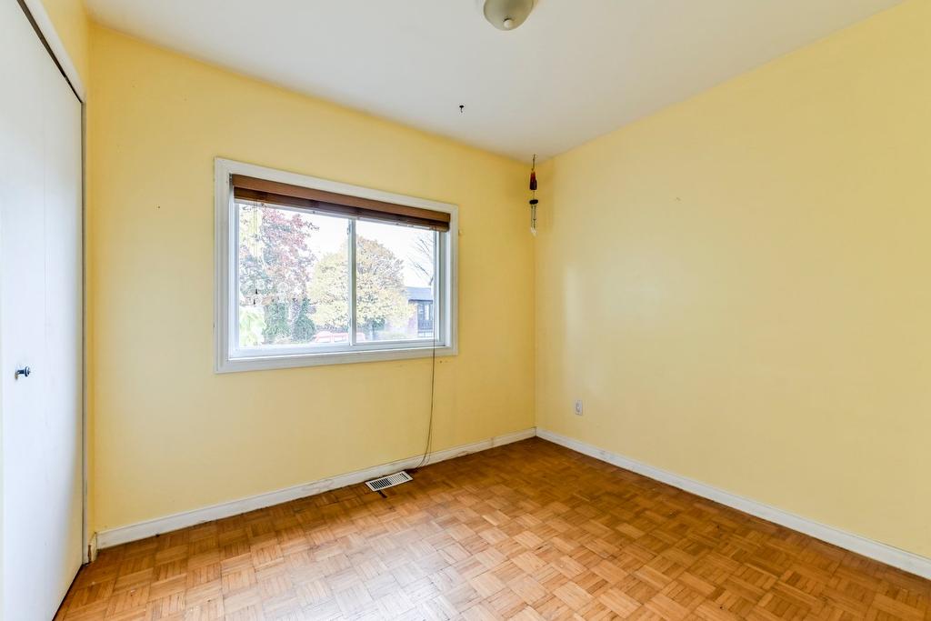 Bedroom - 201 Rue Geoffrion, Varennes, QC - Indoor Photo Showing Other Room
