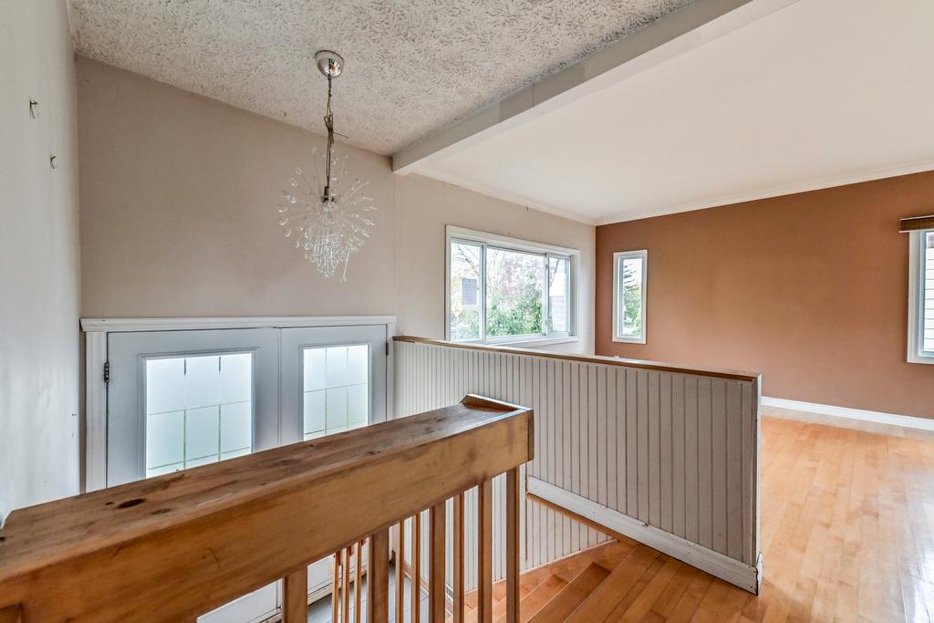 Hall - 201 Rue Geoffrion, Varennes, QC - Indoor Photo Showing Other Room