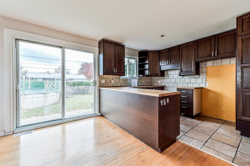 Kitchen - 201 Rue Geoffrion, Varennes, QC - Indoor Photo Showing Kitchen