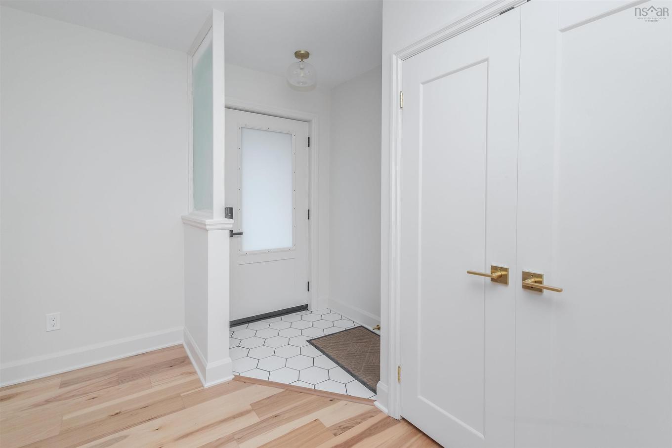 19 Louisa Street, Sydney, NS