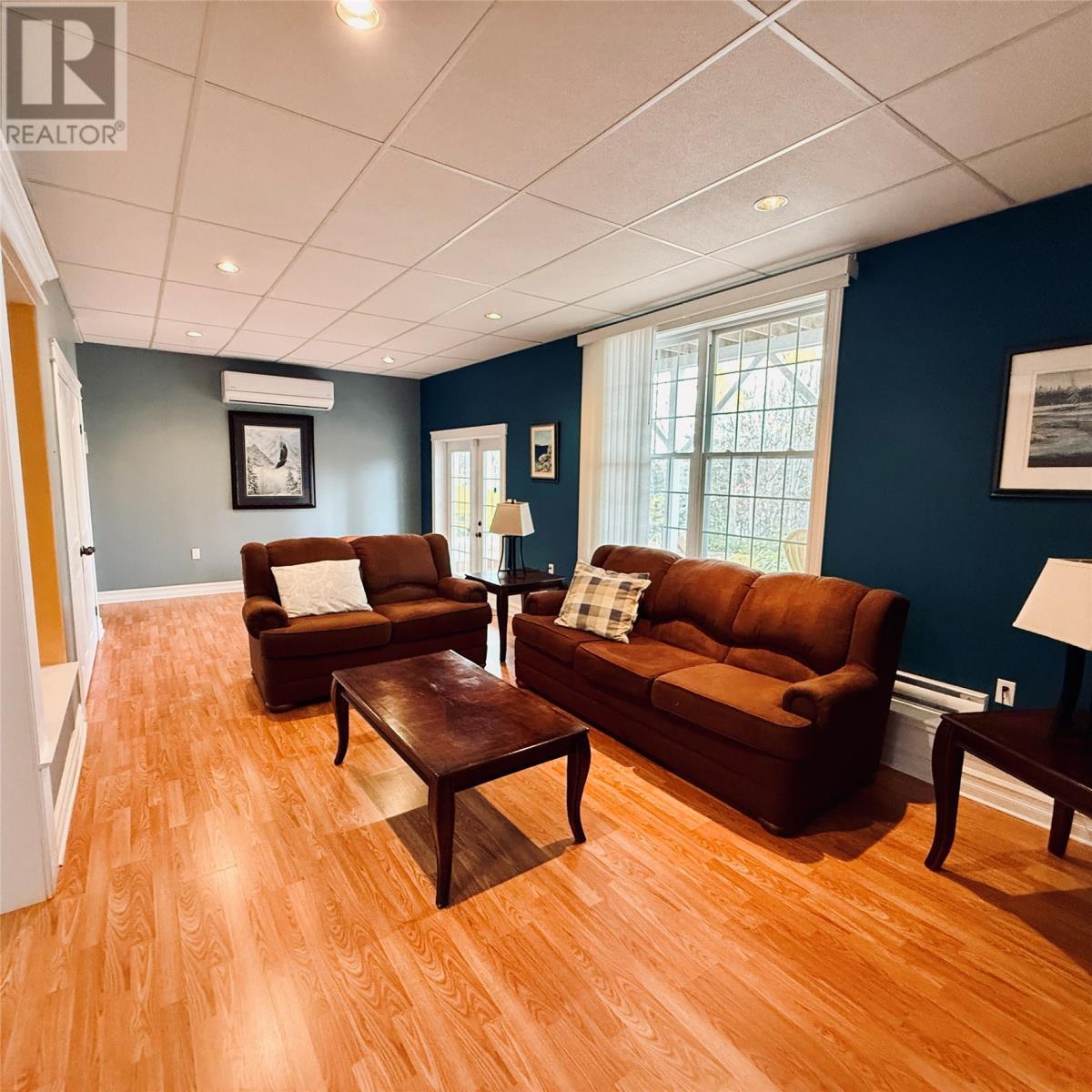 16A Lakeview Crescent, Roberts Arm, NL - Indoor Photo Showing Living Room