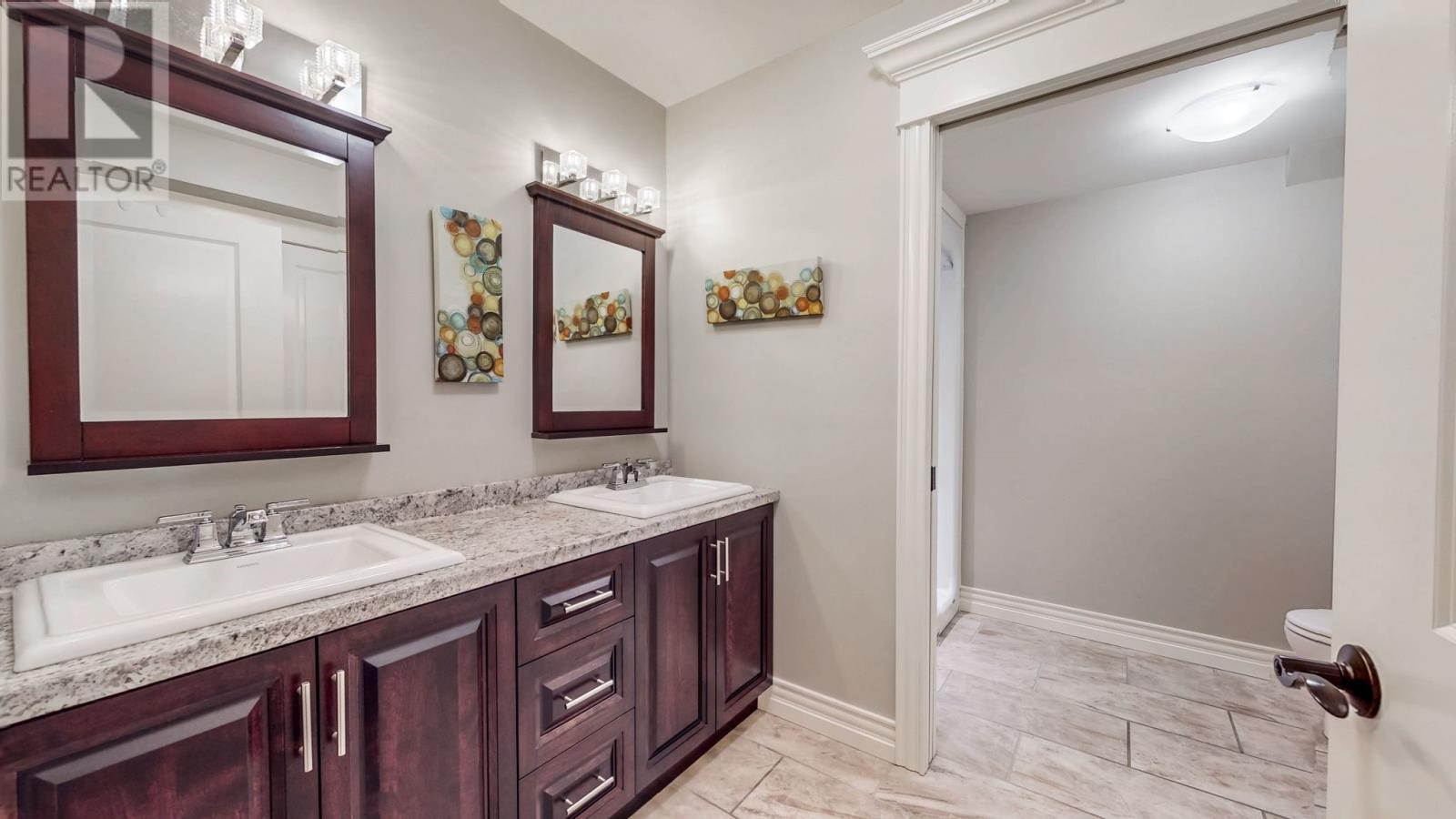 12 Bourne'S Close, Torbay, NL - Indoor Photo Showing Bathroom