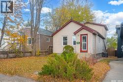 1512 7TH AVENUE N  Saskatoon, SK S7K 2W5