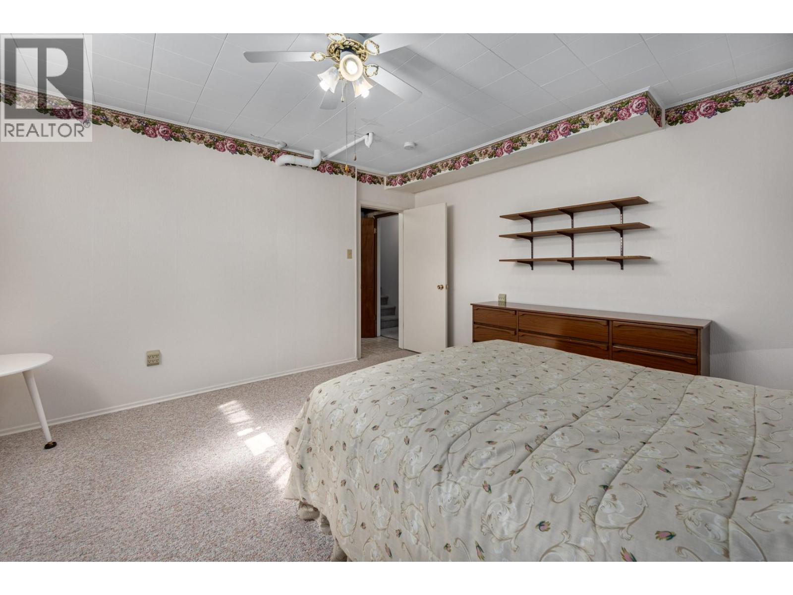 405 Macleod Lane, Ashcroft, BC - Indoor Photo Showing Bedroom