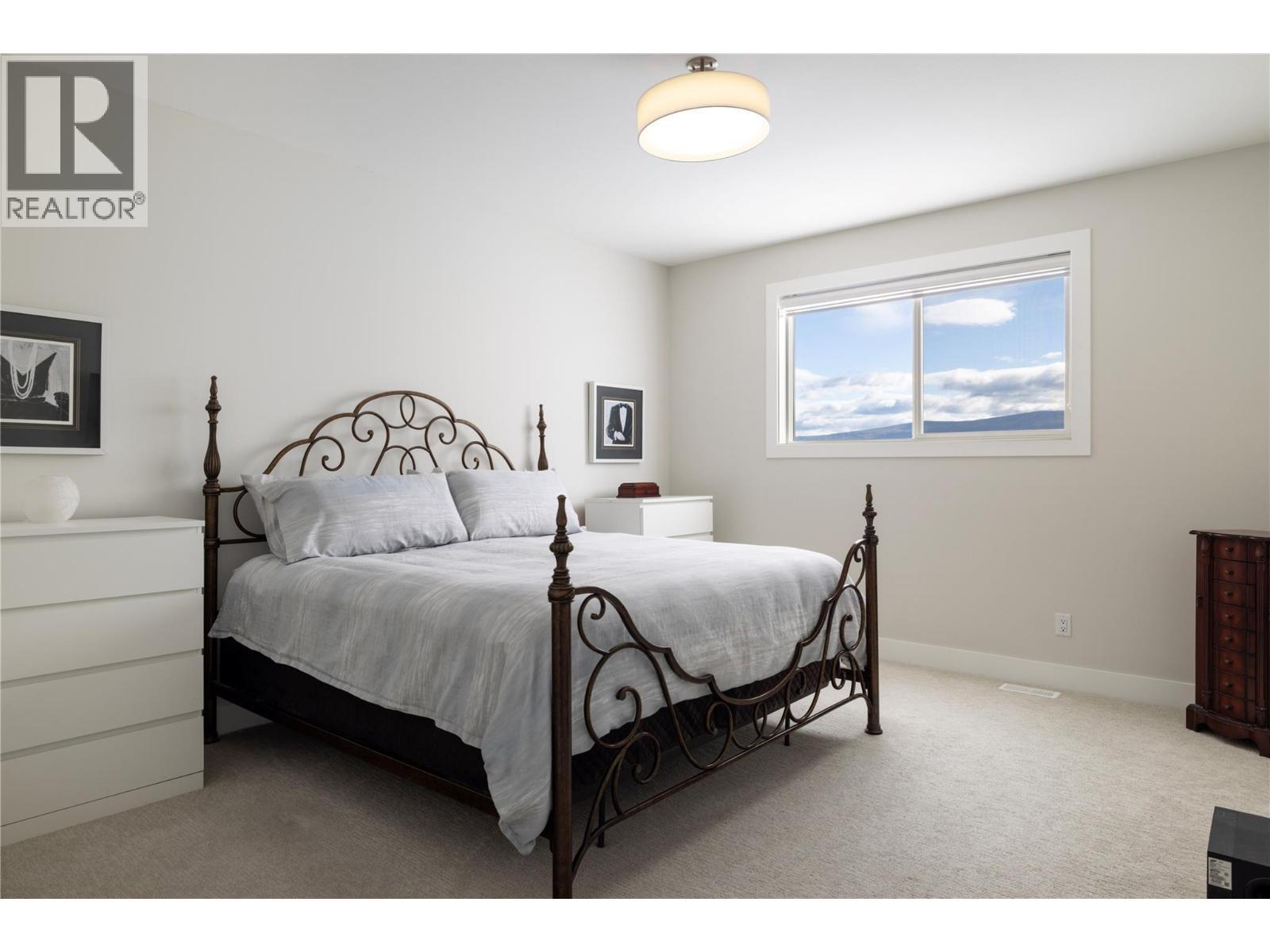 2363 Hawks Boulevard, West Kelowna, BC - Indoor Photo Showing Bedroom