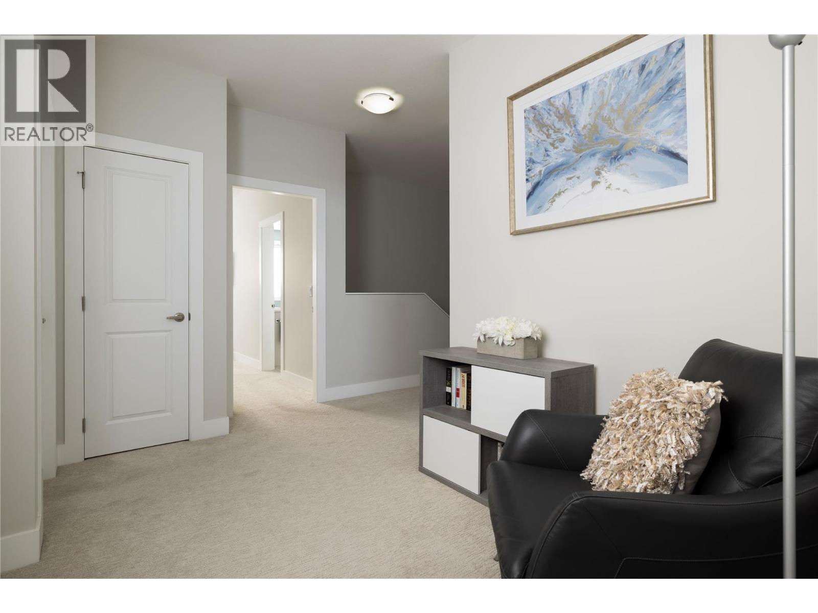 2363 Hawks Boulevard, West Kelowna, BC - Indoor Photo Showing Other Room