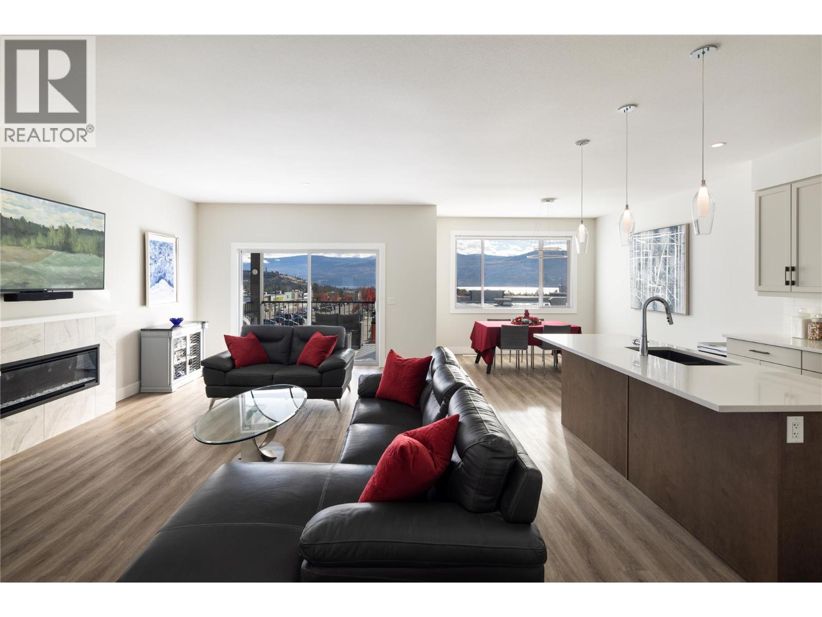 2363 Hawks Boulevard, West Kelowna, BC - Indoor With Fireplace