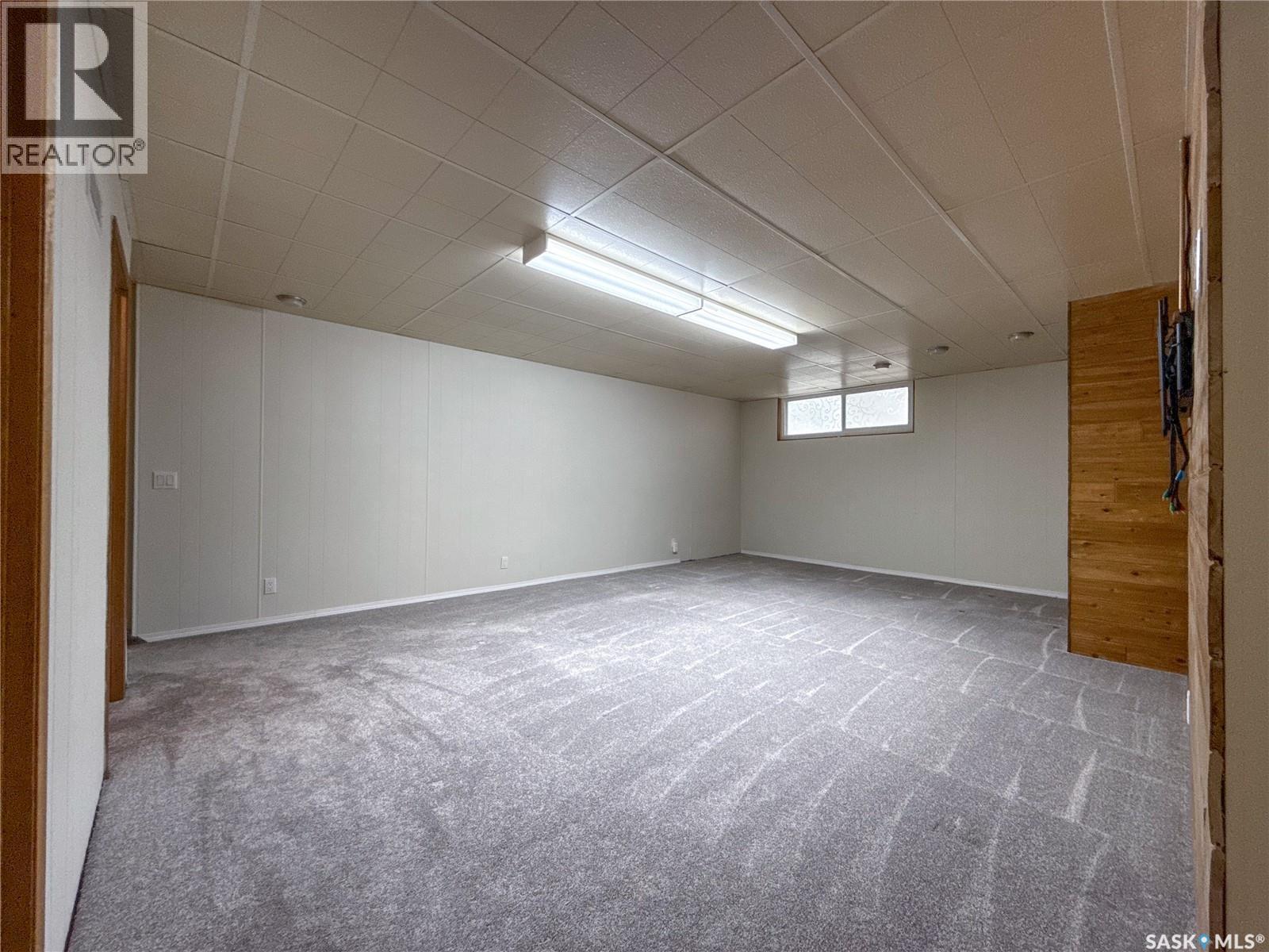 220 1St Street W, Ponteix, SK - Indoor Photo Showing Basement