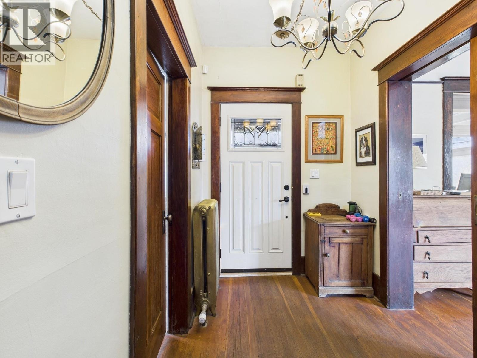 555 School Avenue, Oliver, BC - Indoor Photo Showing Other Room