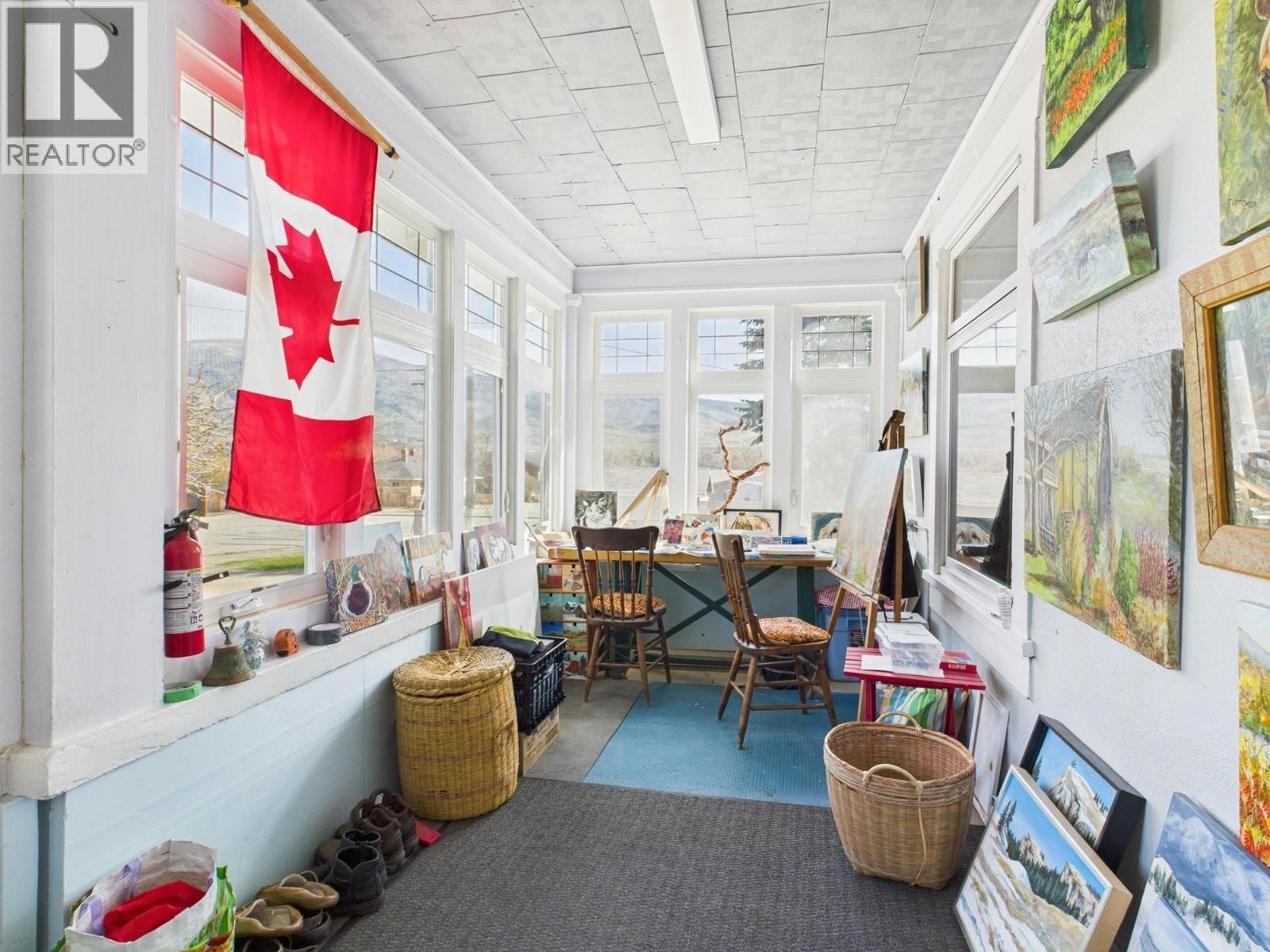 555 School Avenue, Oliver, BC - Indoor Photo Showing Other Room