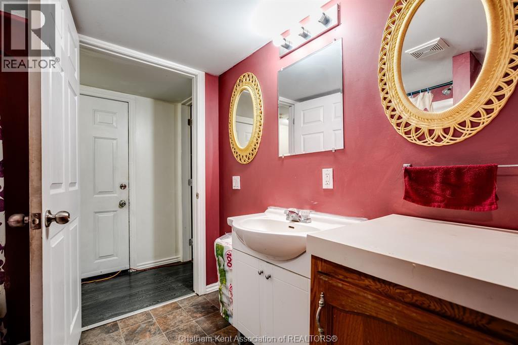 29338 Jane Road Unit# 52, Thamesville, ON - Indoor Photo Showing Bathroom