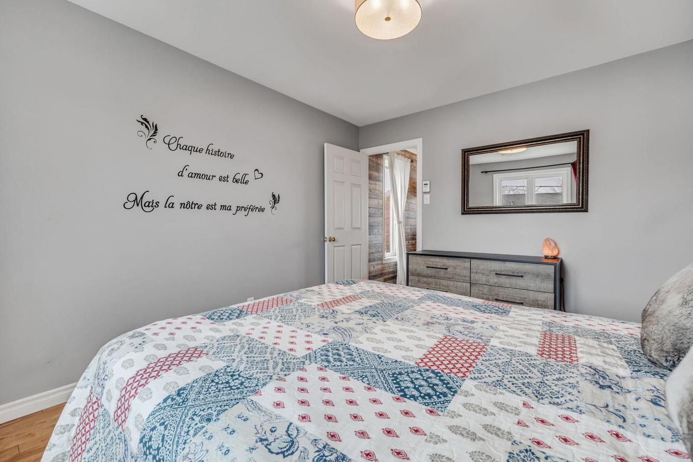 Chambre à coucher - 25 Rue Grondin, Lévis (Les Chutes-De-La-Chaudière-Ouest), QC - Indoor Photo Showing Bedroom