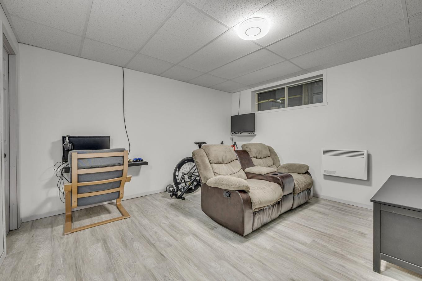 Salle familiale - 25 Rue Grondin, Lévis (Les Chutes-De-La-Chaudière-Ouest), QC - Indoor Photo Showing Other Room