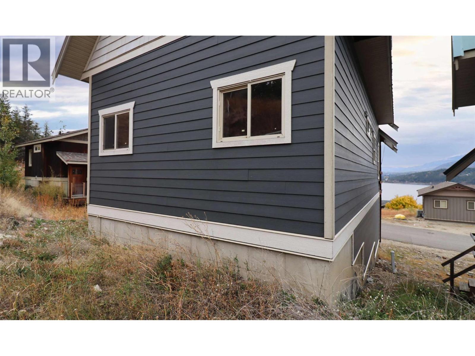 2633 Squilax Anglemont Road Unit# 140, Lee Creek, BC - Outdoor With Exterior