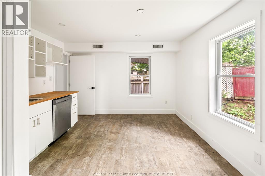 1059 Drouillard Road, Windsor, ON