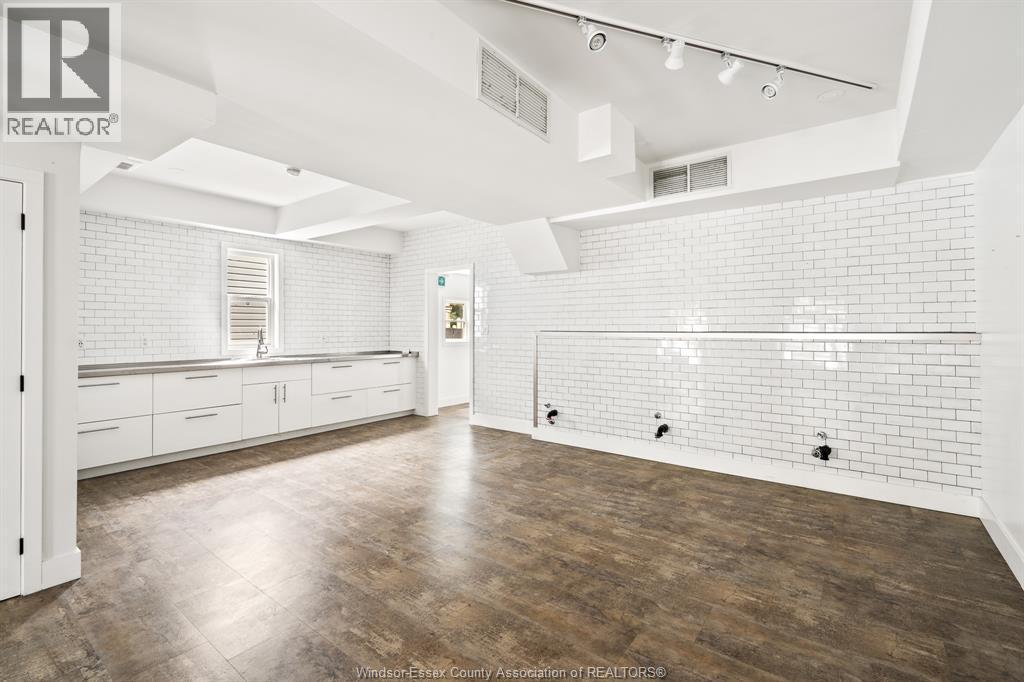 1059 Drouillard Road, Windsor, ON