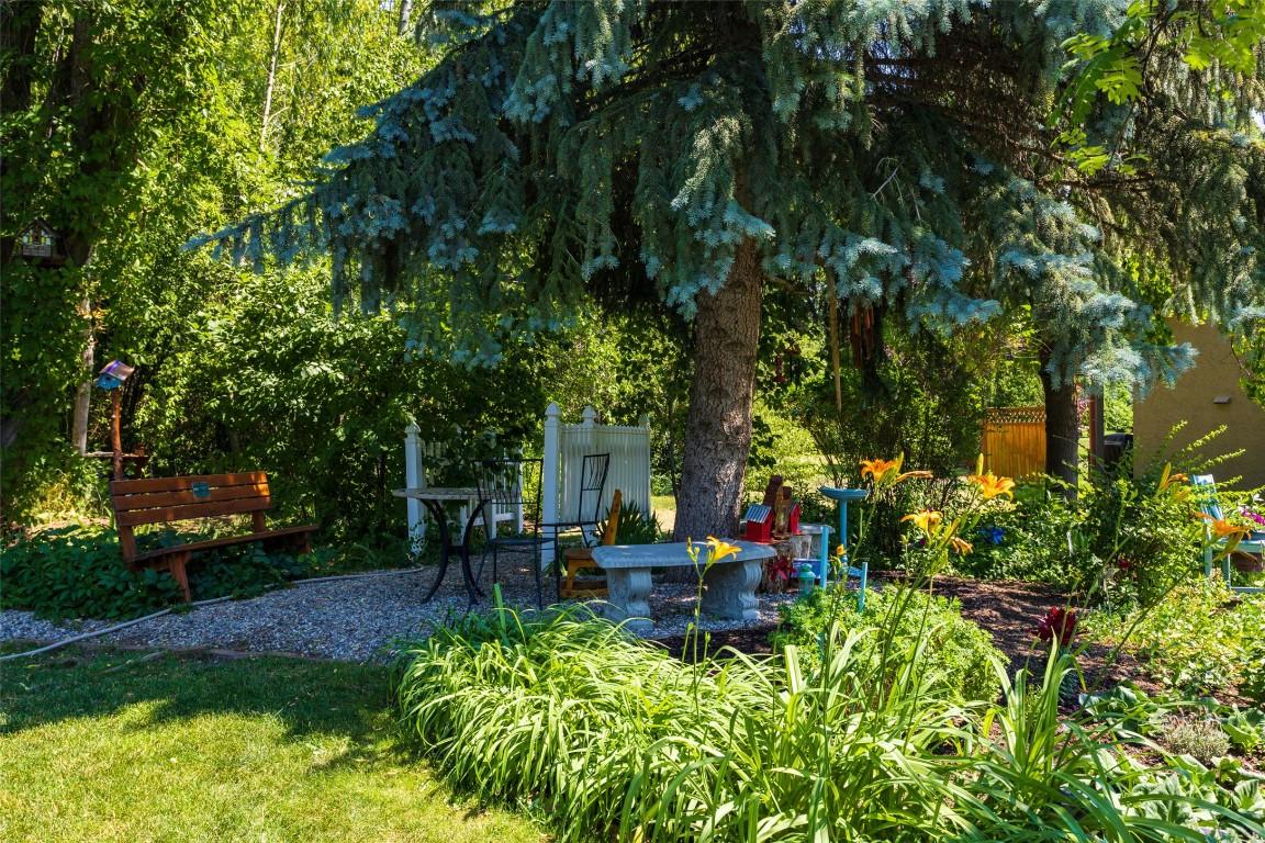332-415 Commonwealth Road, Kelowna, BC - Outdoor