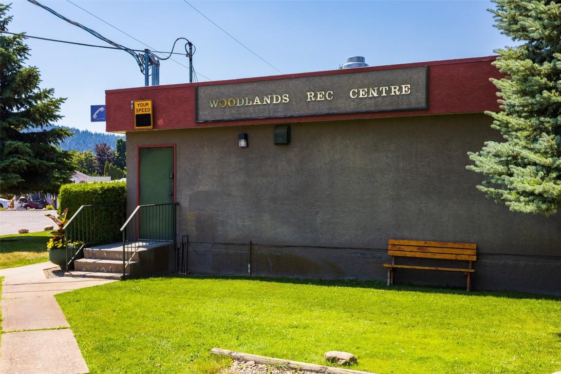 332-415 Commonwealth Road, Kelowna, BC - Outdoor