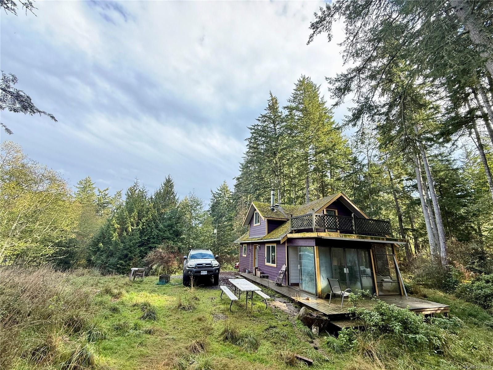 148 Meadow Dr, Salt Spring, BC