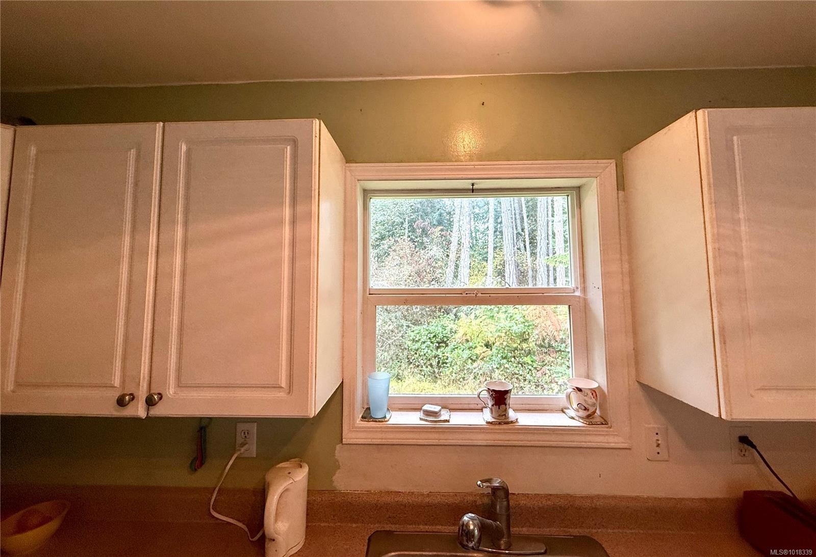 148 Meadow Dr, Salt Spring, BC