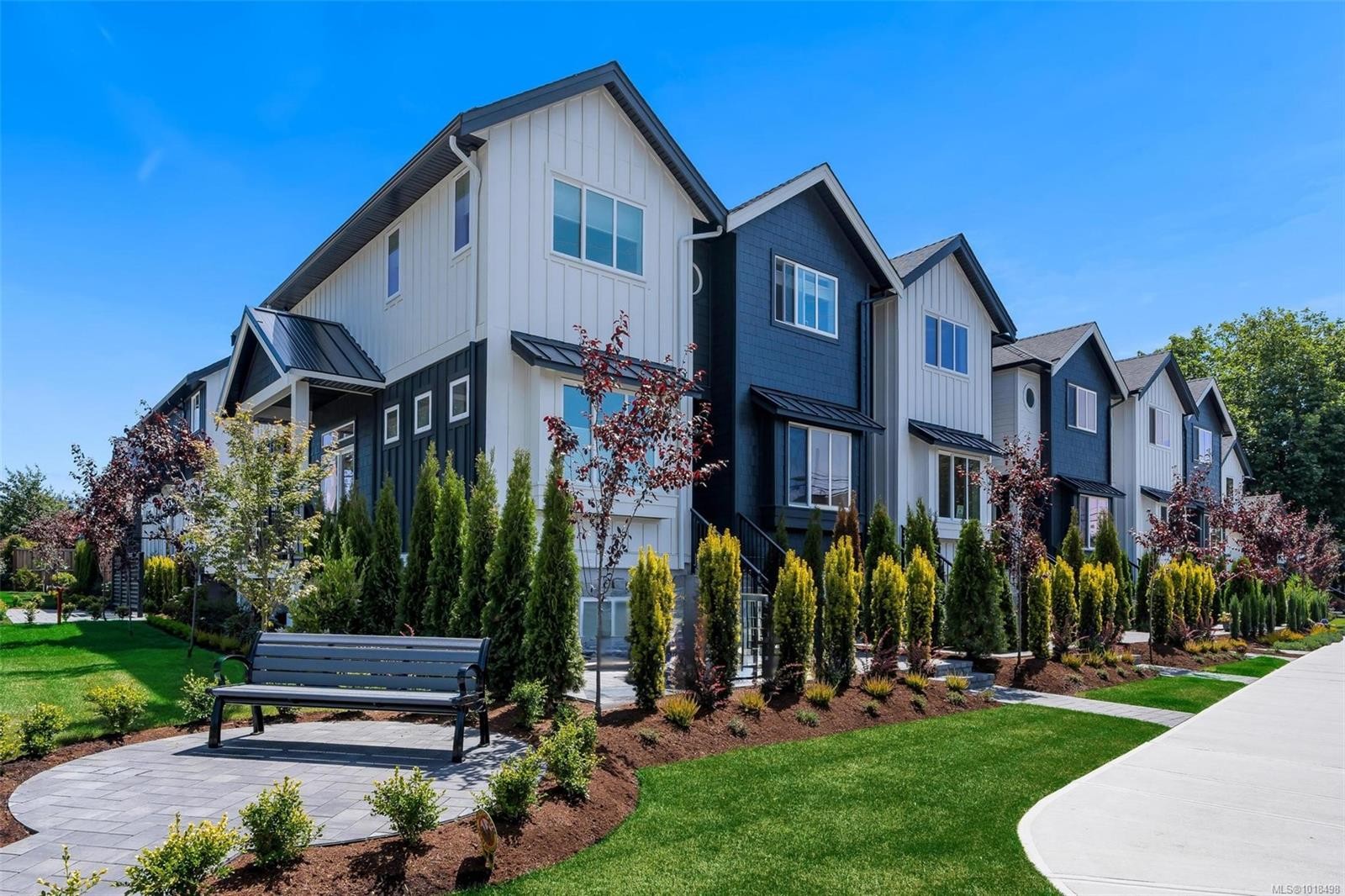 9-10145 Fifth St, Sidney, BC