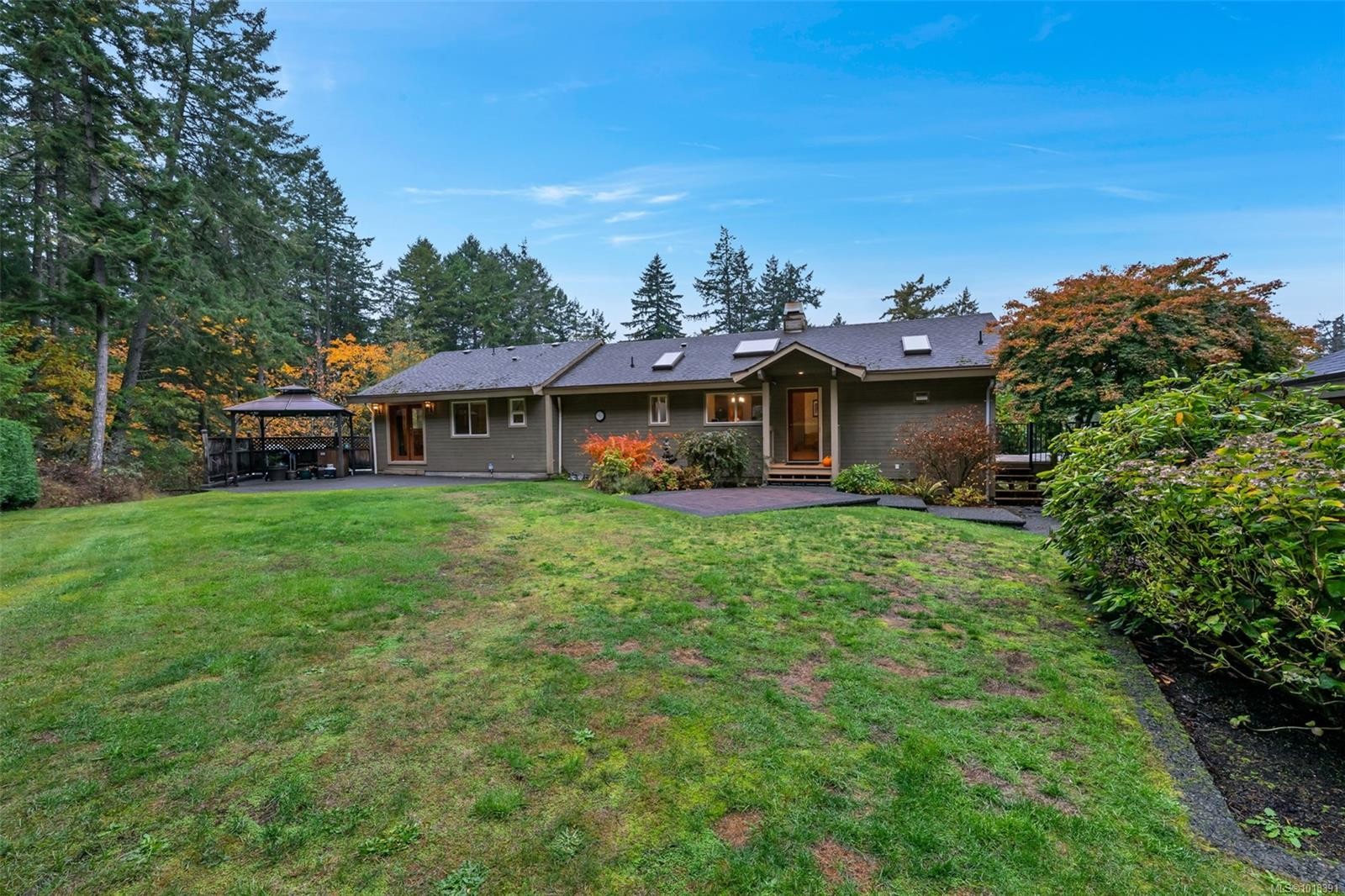 1212 Bazett Rd, Duncan, BC