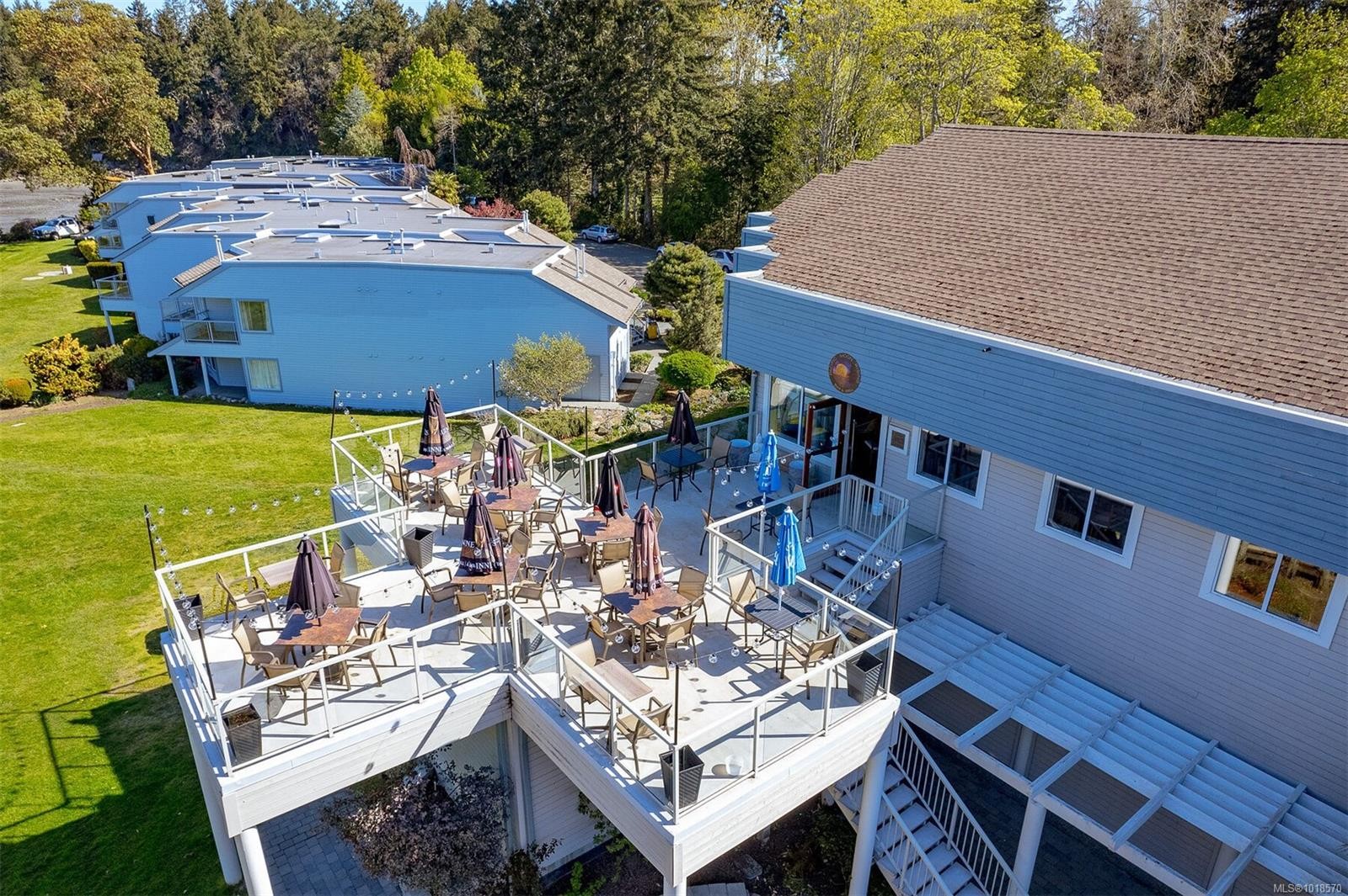 717-1600 Stroulger Rd, Nanoose Bay, BC - Outdoor