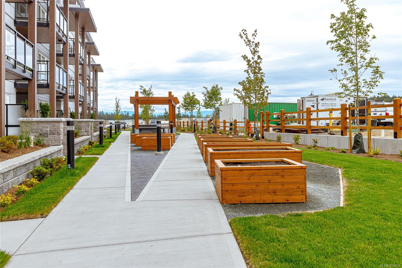 312-3564B Ryder Hesjedal Way, Colwood, BC - Outdoor