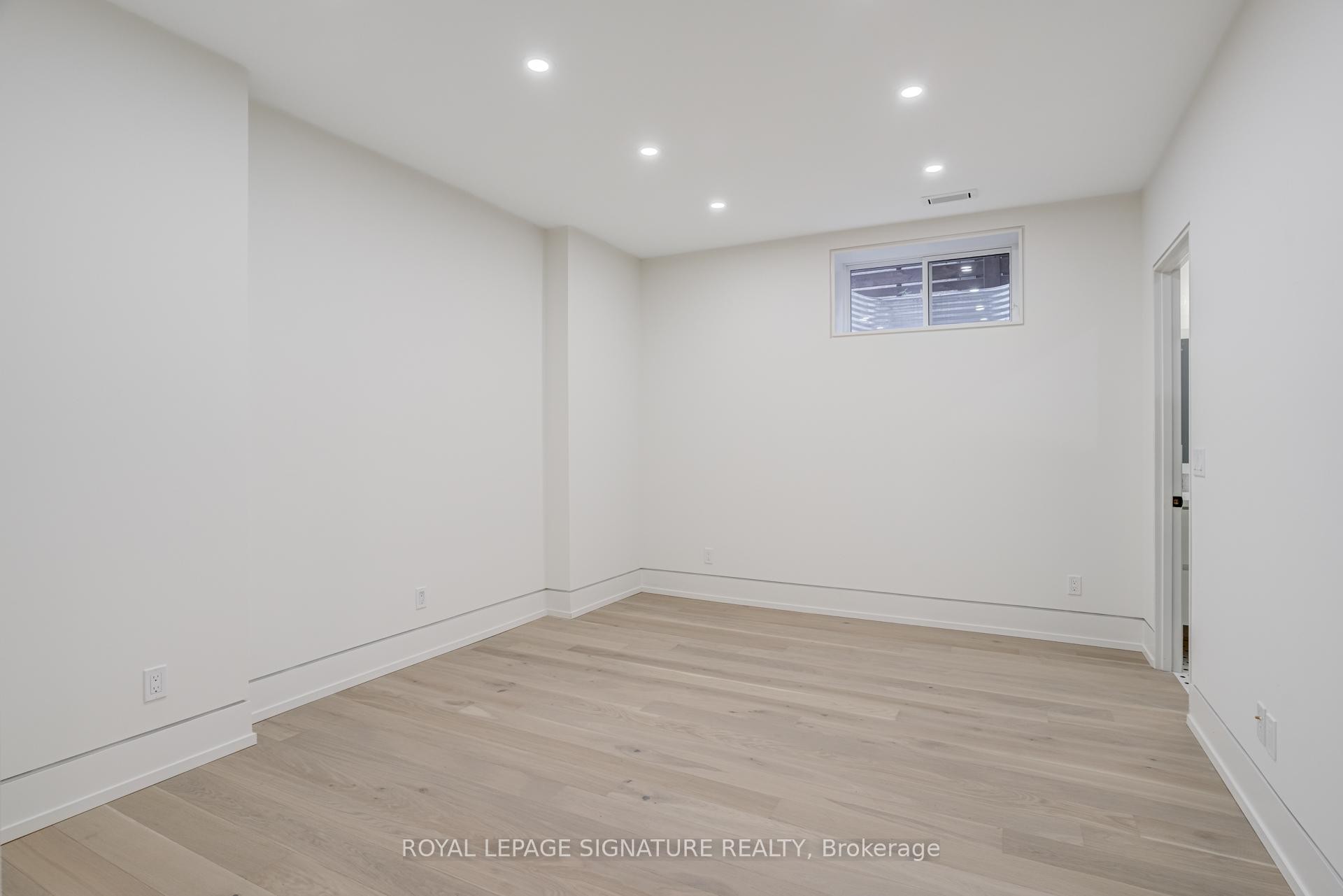 Lower Level-27 Scotland Road, Toronto, ON - Indoor