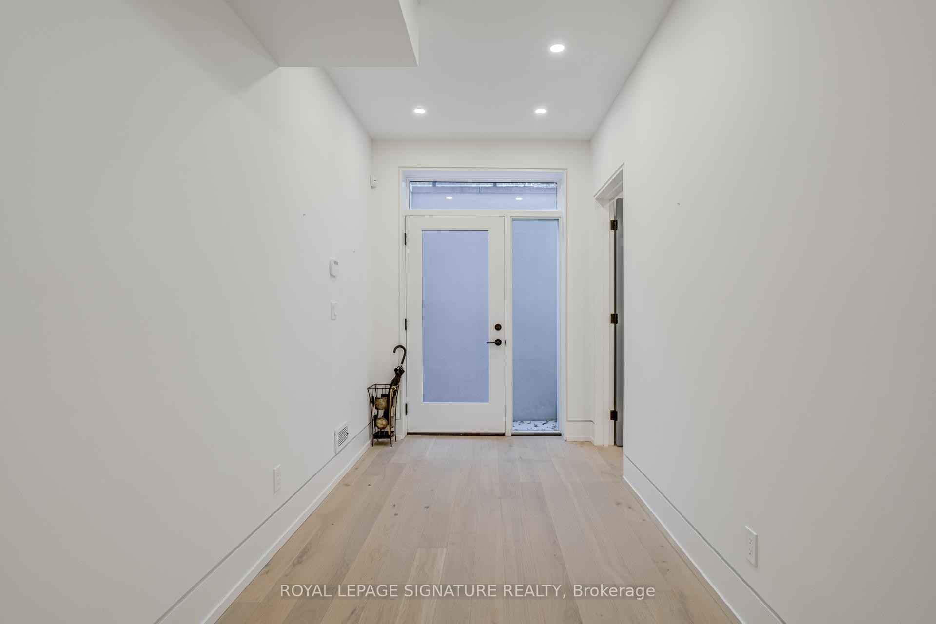 Lower Level-27 Scotland Road, Toronto, ON - Indoor Photo Showing Other Room