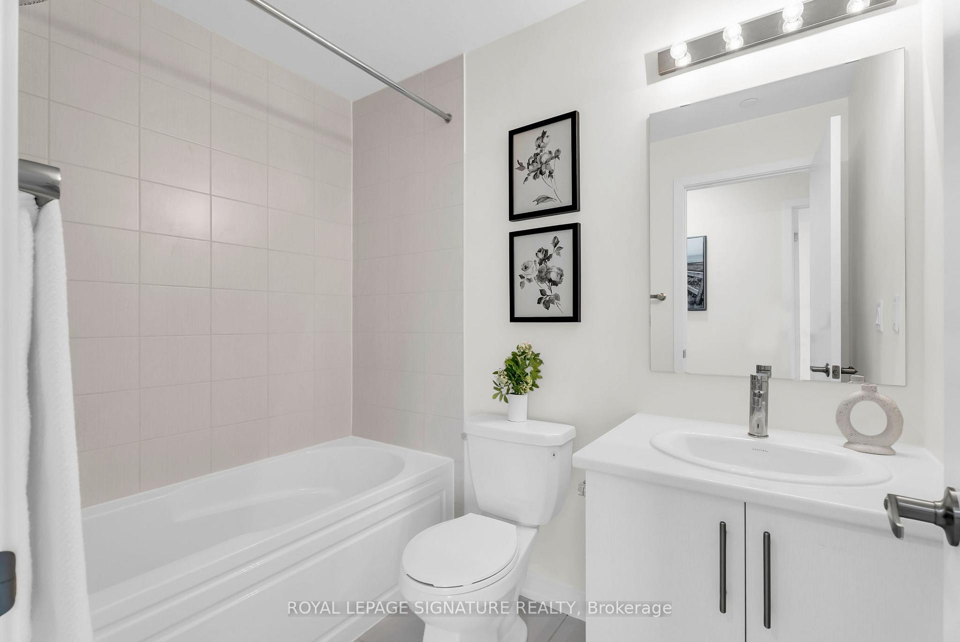 36-3409 Ridgeway Drive, Mississauga, ON - Indoor Photo Showing Bathroom