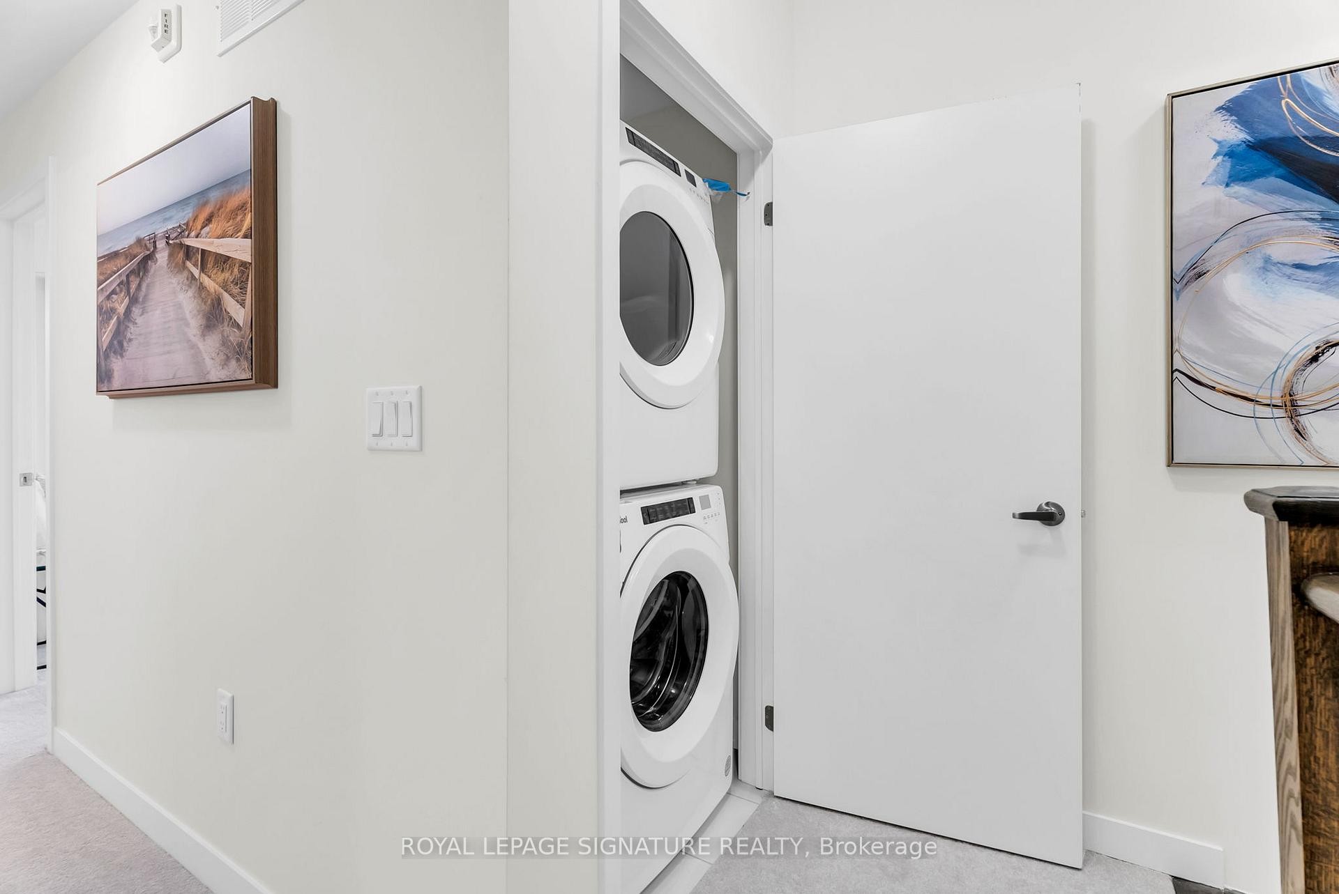 36-3409 Ridgeway Drive, Mississauga, ON - Indoor Photo Showing Laundry Room